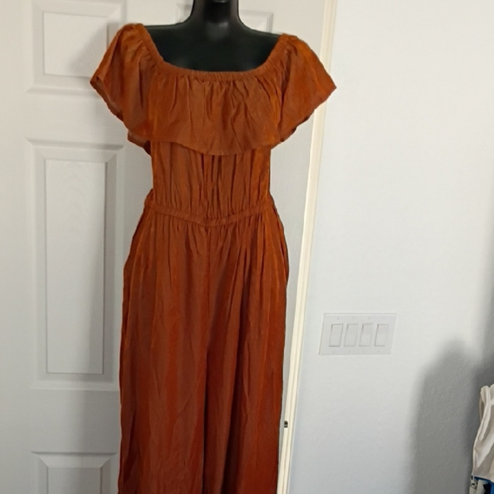 Rust Off-Shoulder Jumper With Pockets
